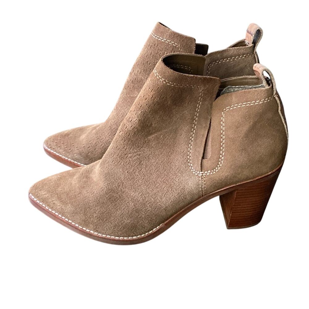 DOLCE VITA Suede Bootie Womens Sz 11 Tan Stacked Heel Pointed Toe